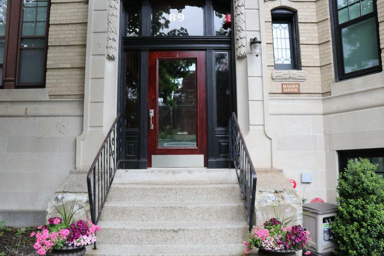 A Stylish Stay W/ A Queen Bed, Heated Floors.. #36 Brookline Exteriör bild
